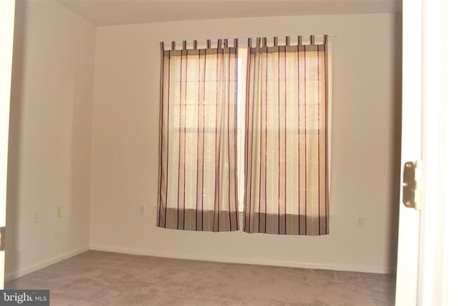 Building Photo - 611 Masterson Ct