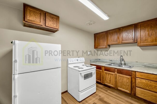 Building Photo - For Rent: Updated 3 Bedroom Home – $2,200/mo