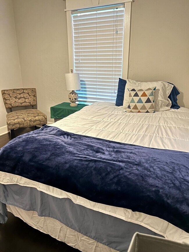 Building Photo - 4314 Gano St