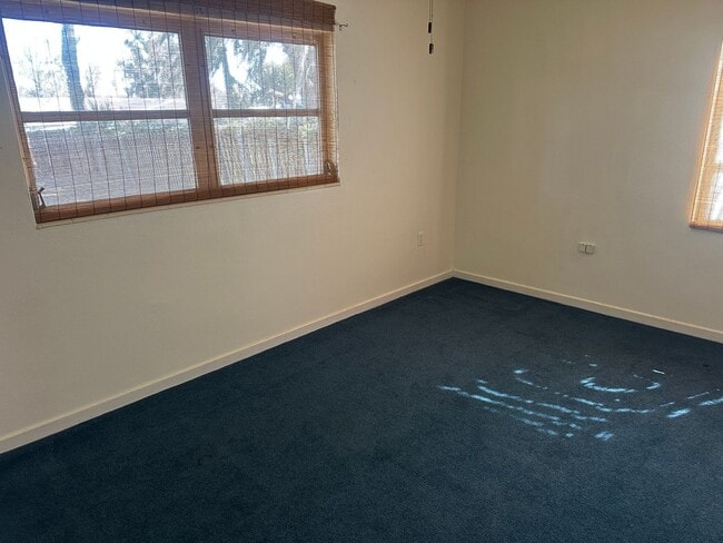 Building Photo - 3 Bedroom 2 Bath in Leesburg - Loves Point