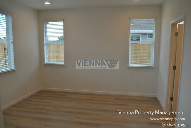 Building Photo - 501 Fox Hunt Wy