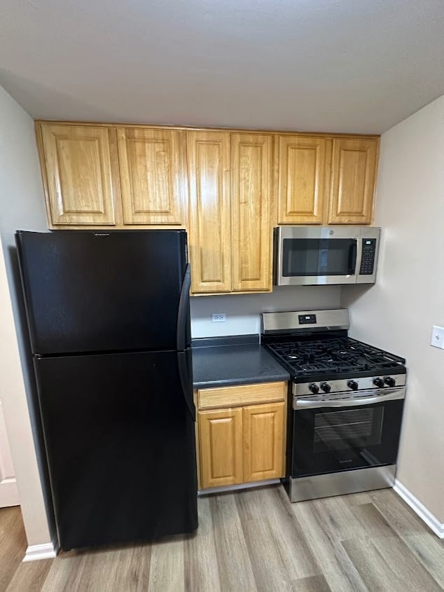 Building Photo - 1301 Haverhill Cir