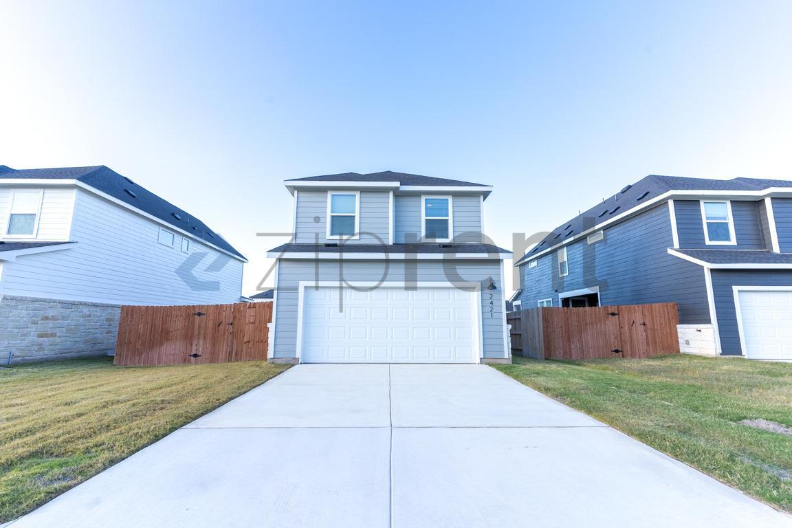 Building Photo - 2421 Wallin Bradley Dr