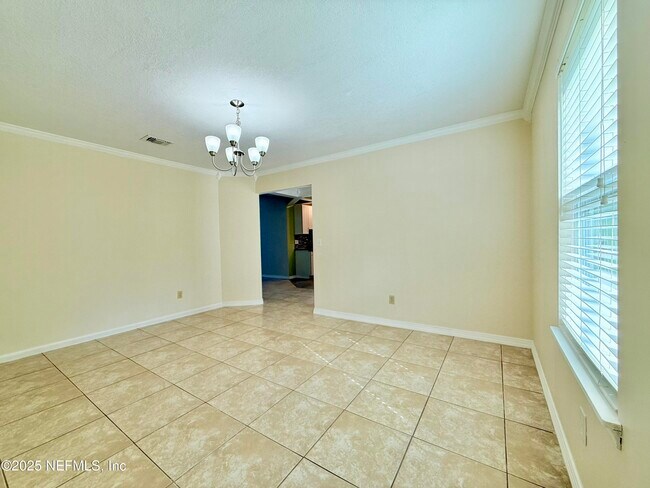 Building Photo - 10373 Windfern Ct N