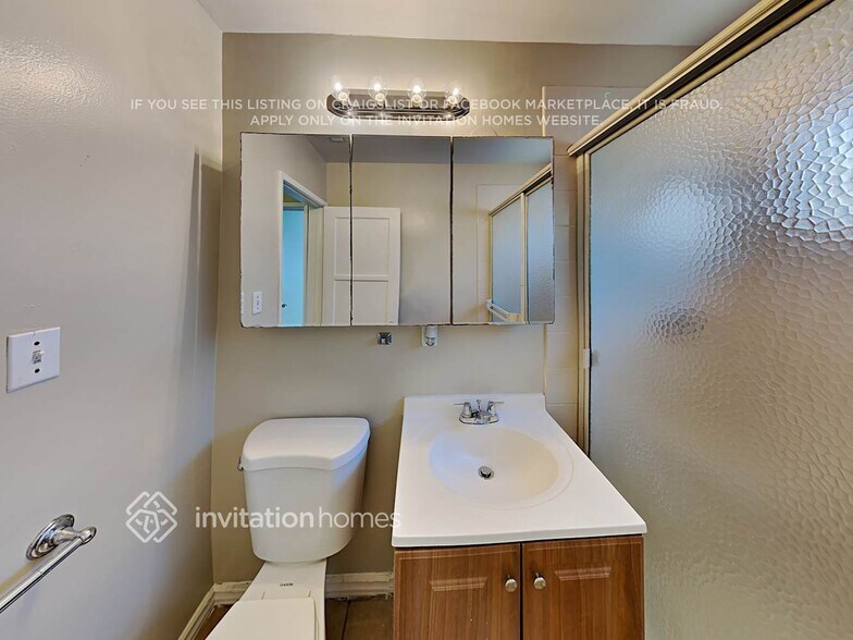 Building Photo - 7826 Ben Ave