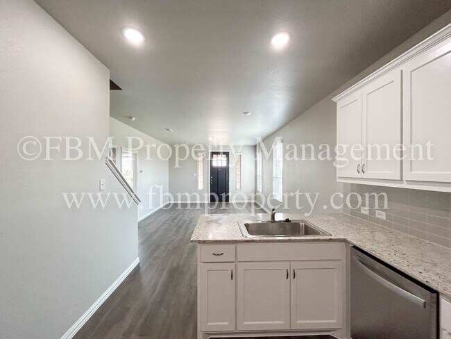 Building Photo - 1773 Ethereal Ln