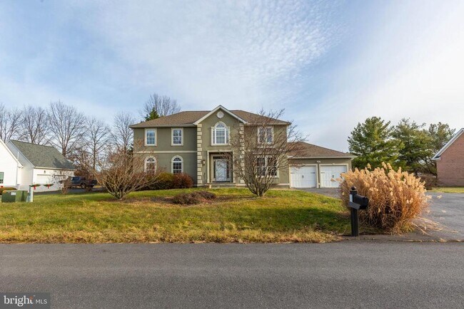 Building Photo - 180 Muirfield Ct