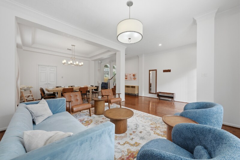 Building Photo - 4120 E Northampton Pl