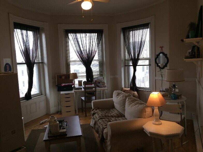 Building Photo - 1451 Tremont St