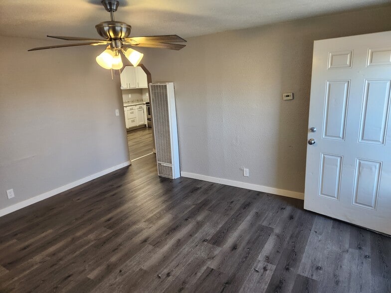 Building Photo - 6690 E 63rd Pl