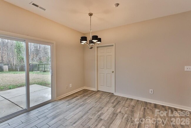 Building Photo - 8946 Chalkstone Rd