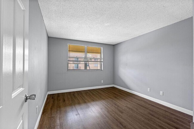 Building Photo - 5820 N Church Ave
