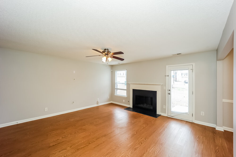 Building Photo - 346 Haverhill Ln