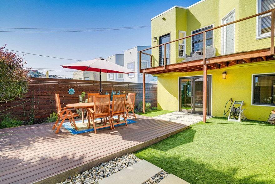 Building Photo - 211 Genebern Way