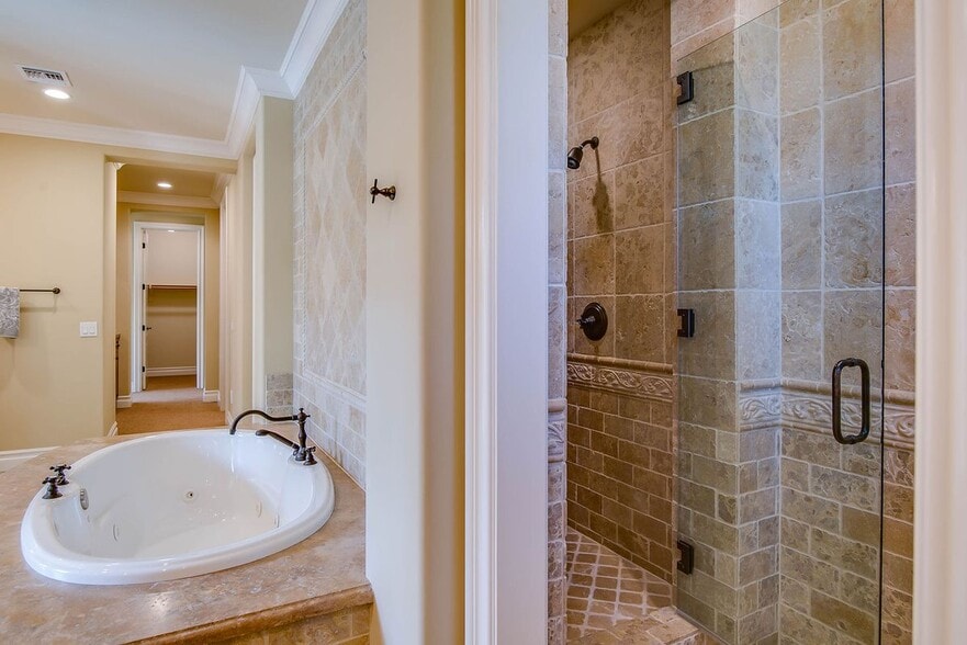 Building Photo - 25400 Prado De Las Peras