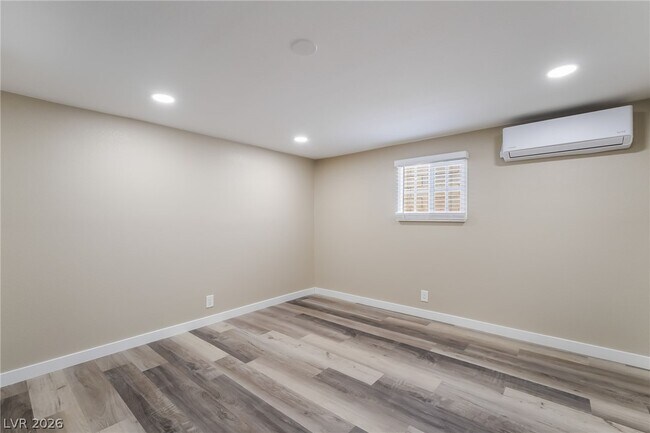 Building Photo - 5402 Tahoe Dr