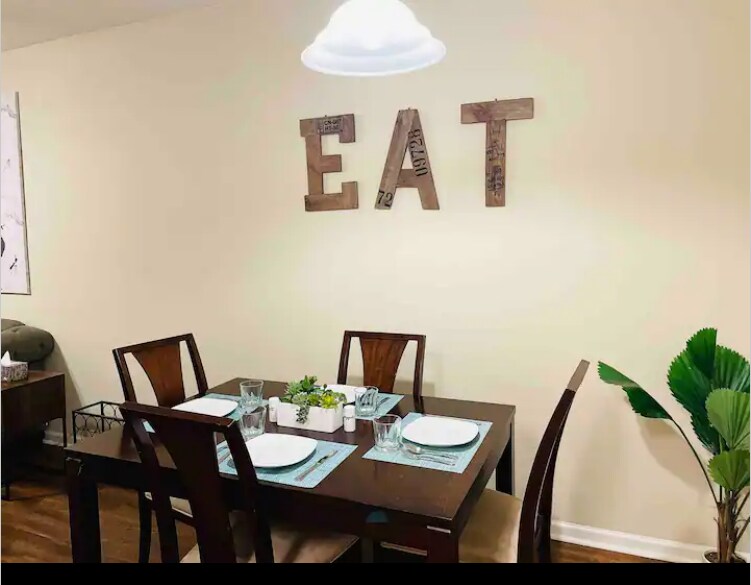 Building Photo - 21028 N Main St