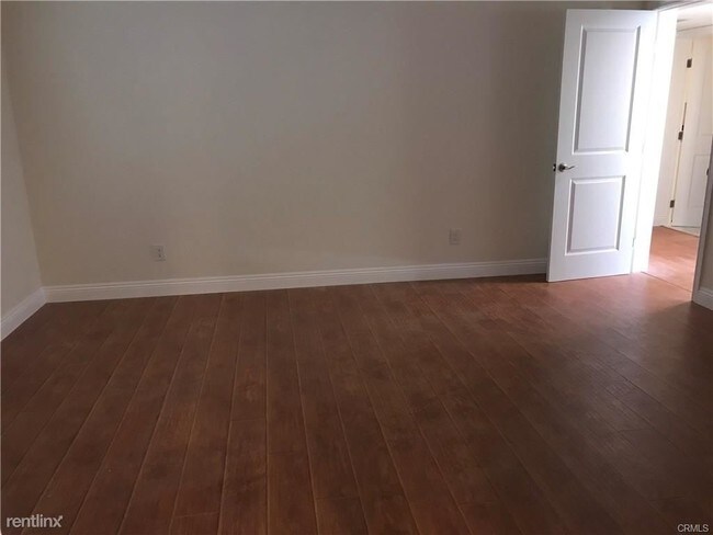 Building Photo - 2337 Palos Verdes Dr W