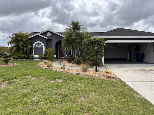 Building Photo - 6504 64th Dr E
