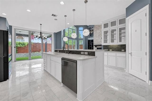 Building Photo - 5946 Bradley Ct