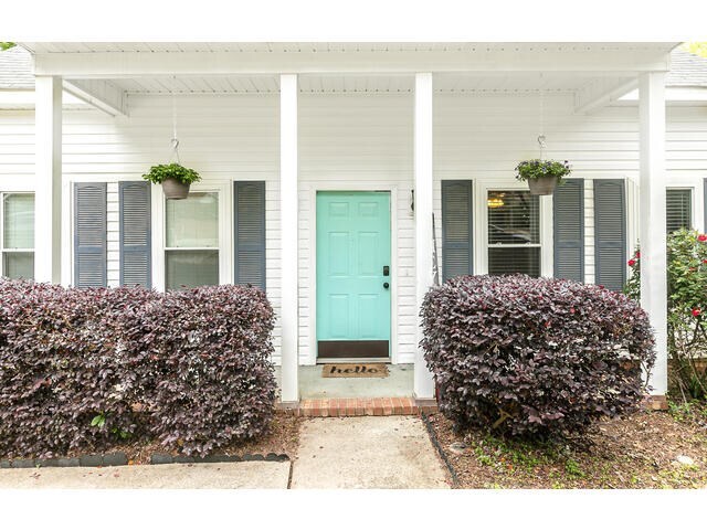 Building Photo - 4061 Melrose Dr