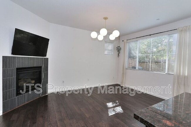 Building Photo - 3428 Trio Ln