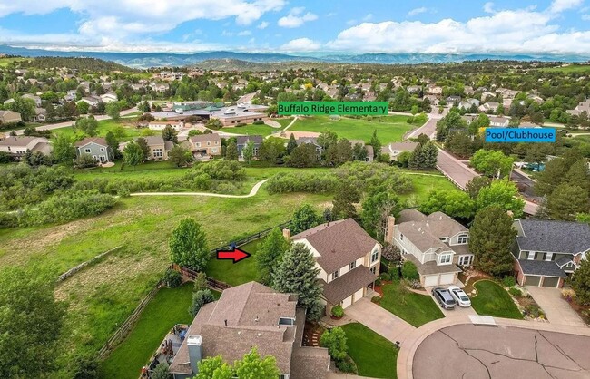 Building Photo - Stunning 5BR House in Castle Pines