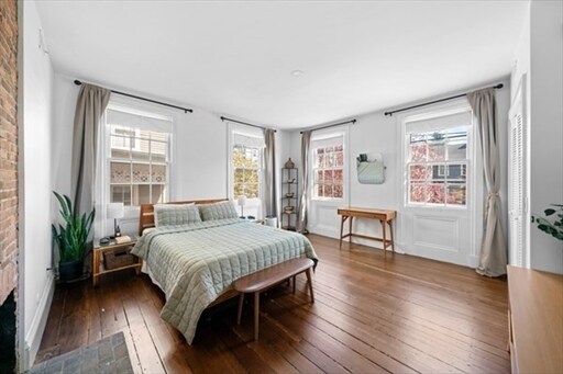 Building Photo - 22 Halsey St