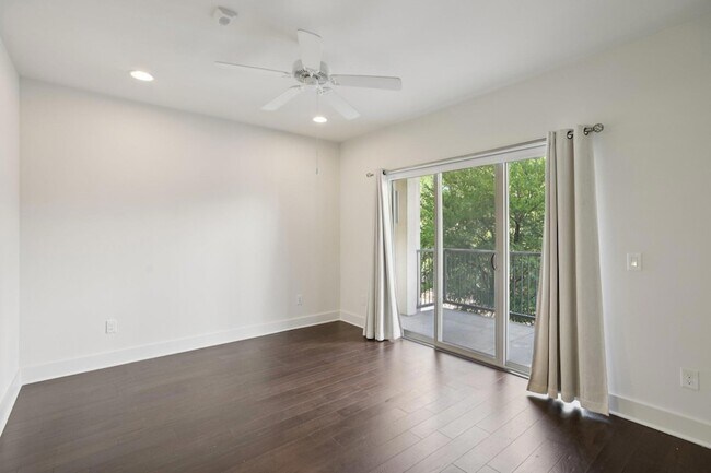 Building Photo - 908 Nueces St