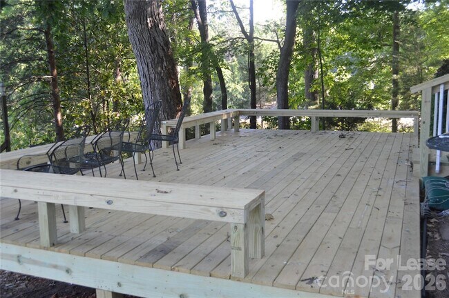 Building Photo - 17701 Burnt Hickory Dr