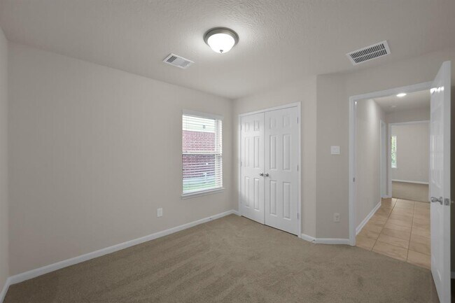 Building Photo - 1115 Littleton Ct
