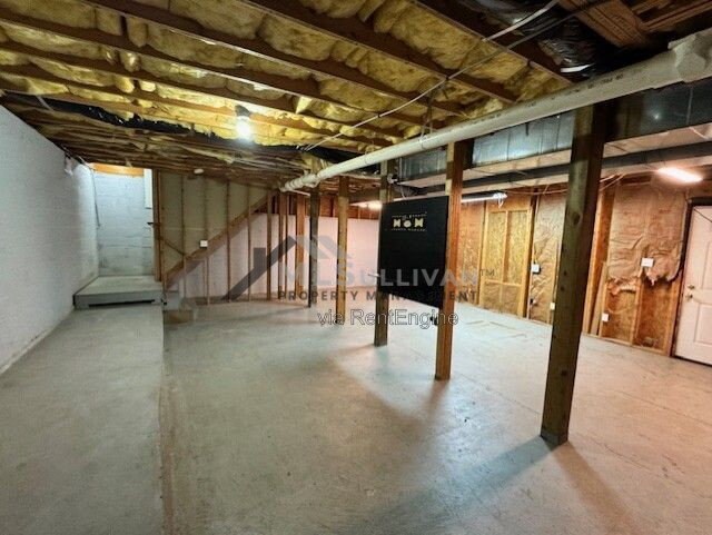 Building Photo - 302 Rushingwater Dr