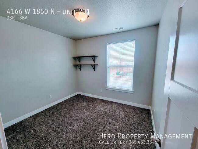 Building Photo - 4166 W 1850 N