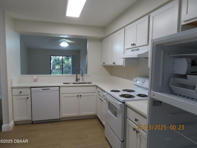 Building Photo - 4211 New Haven Ct