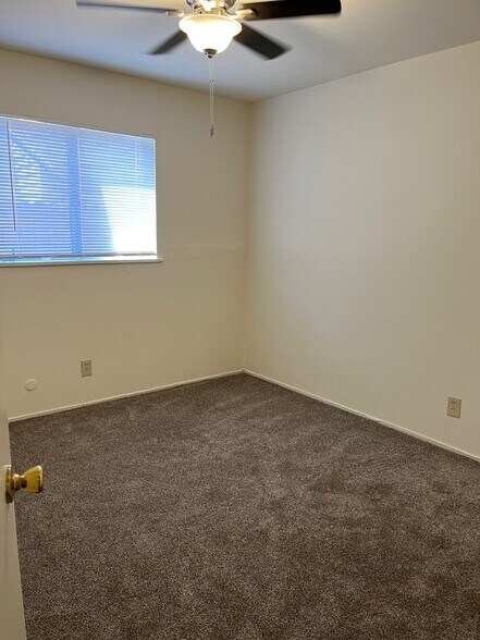 Building Photo - 4405 42nd St