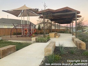 Building Photo - 1447 Neria Lp