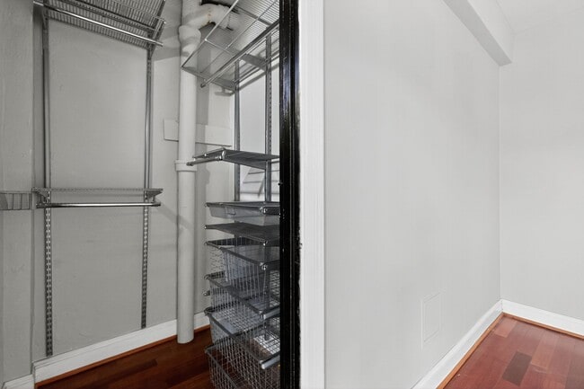 Building Photo - 2100 19th St NW