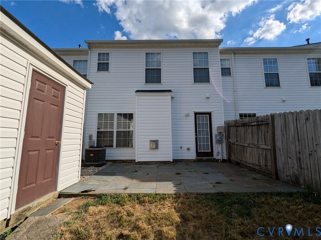 Building Photo - 5606 Millwheel Way