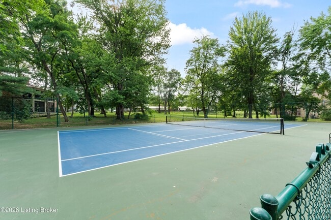 Building Photo - 10331 Shelbyville Rd