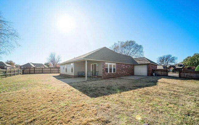 Building Photo - Immaculate home in Sawgrass at Bailey Ranch!