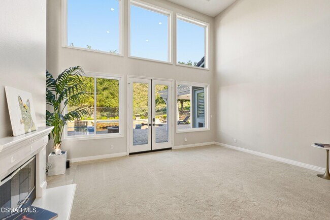 Building Photo - 2621 Springbrook Ct