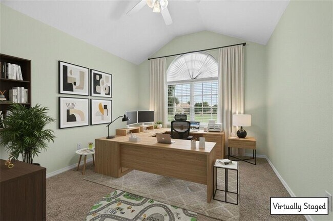 Building Photo - 1901 SW Columbus Rd