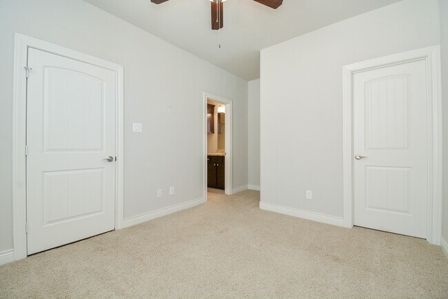 Building Photo - 1610 Parker St