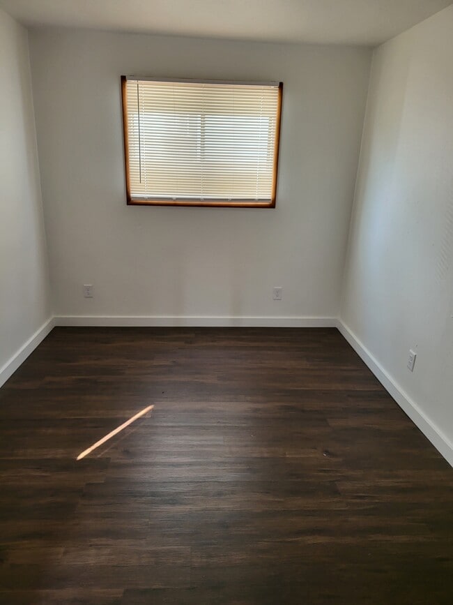 Bedroom 1 - 719 SW 4th St