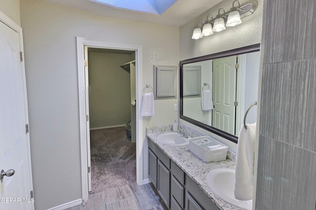 Building Photo - 6700 Red Canyon Sage Ln