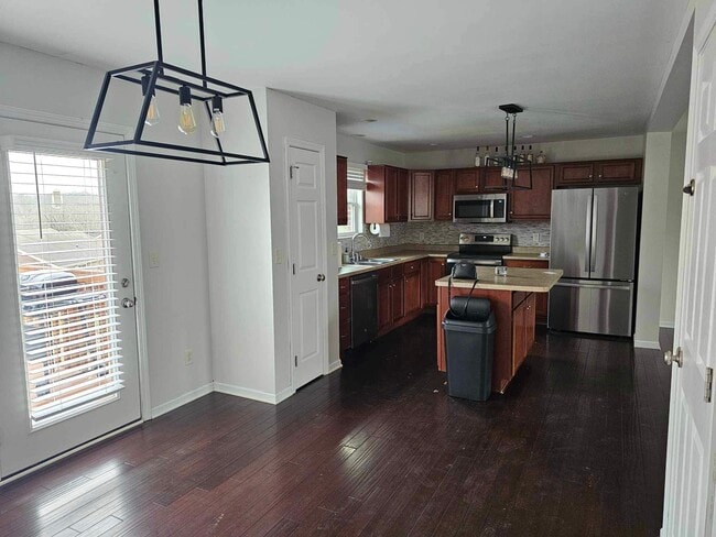 Building Photo - 10729 Kelsey Dr