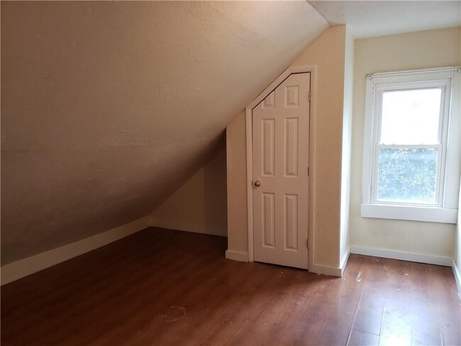 Building Photo - 38 Berkshire St