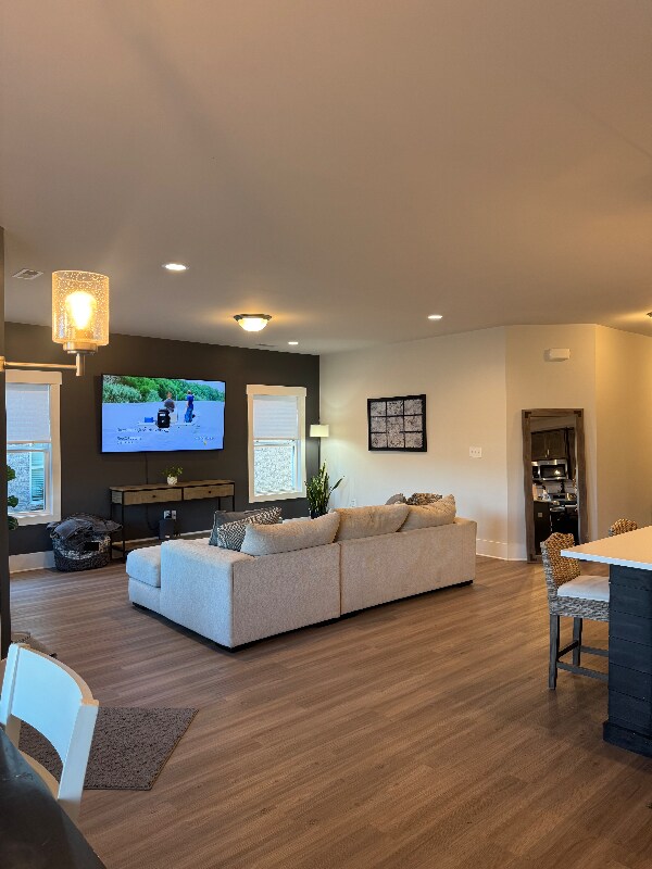 Building Photo - 4021 Rockland Cir SE