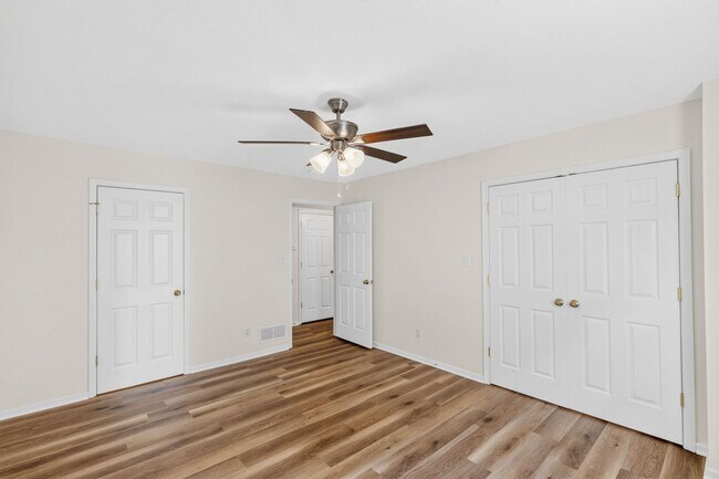 Building Photo - 1716-1718-1718 Juniper Dr