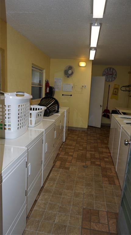 Building Photo - 300 64th Ave